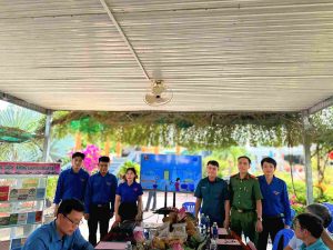Ra mắt đội hình " Bình dân học vụ số"